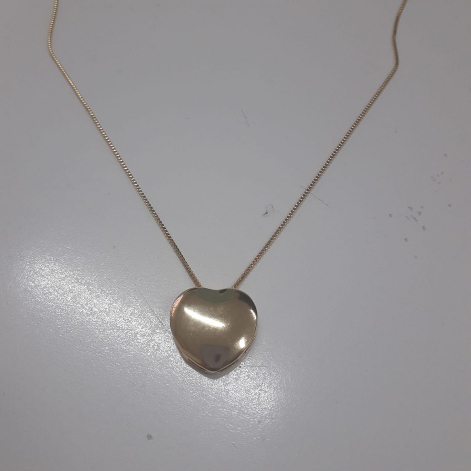 Colar Dourado Coração em Metal 45cm
