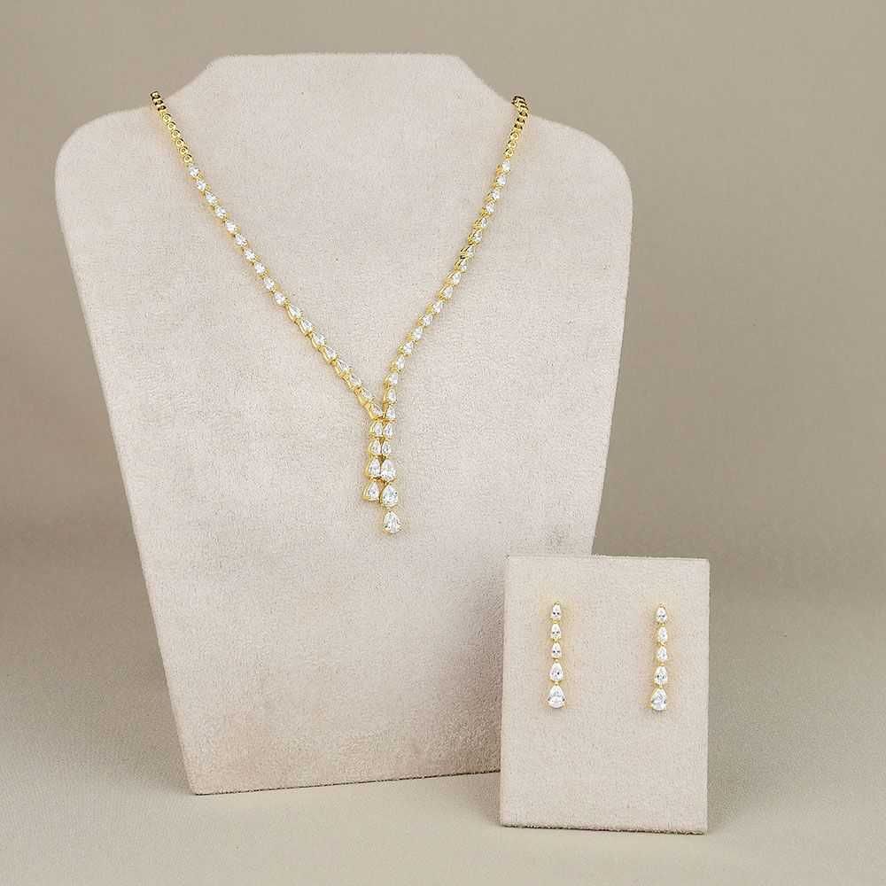 Conjunto Dourado Cravejado com Zircônias Cristais