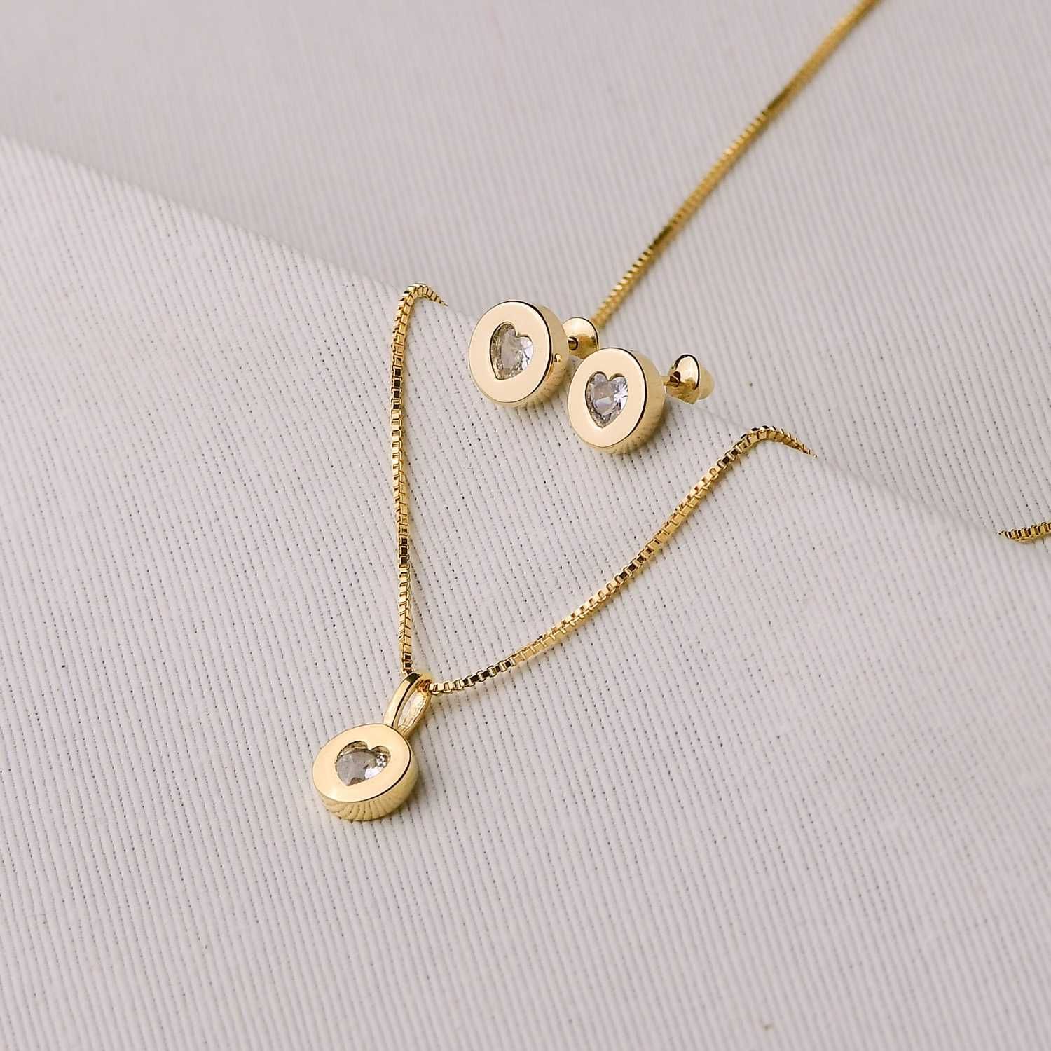Conjunto Dourado Brinco e Colar Esfera com Coração em Zircônia Cristal 35+10cm