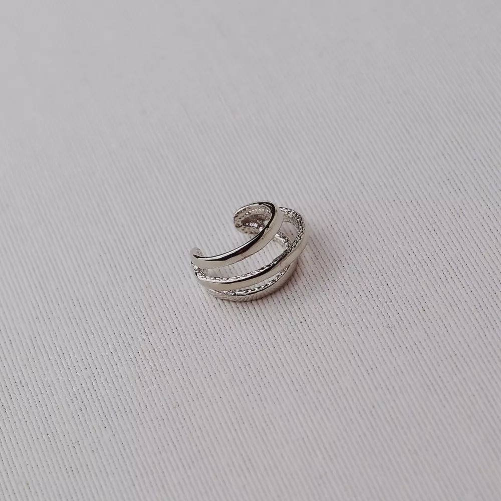 Piercing Ródio Argola Tripla em Metal